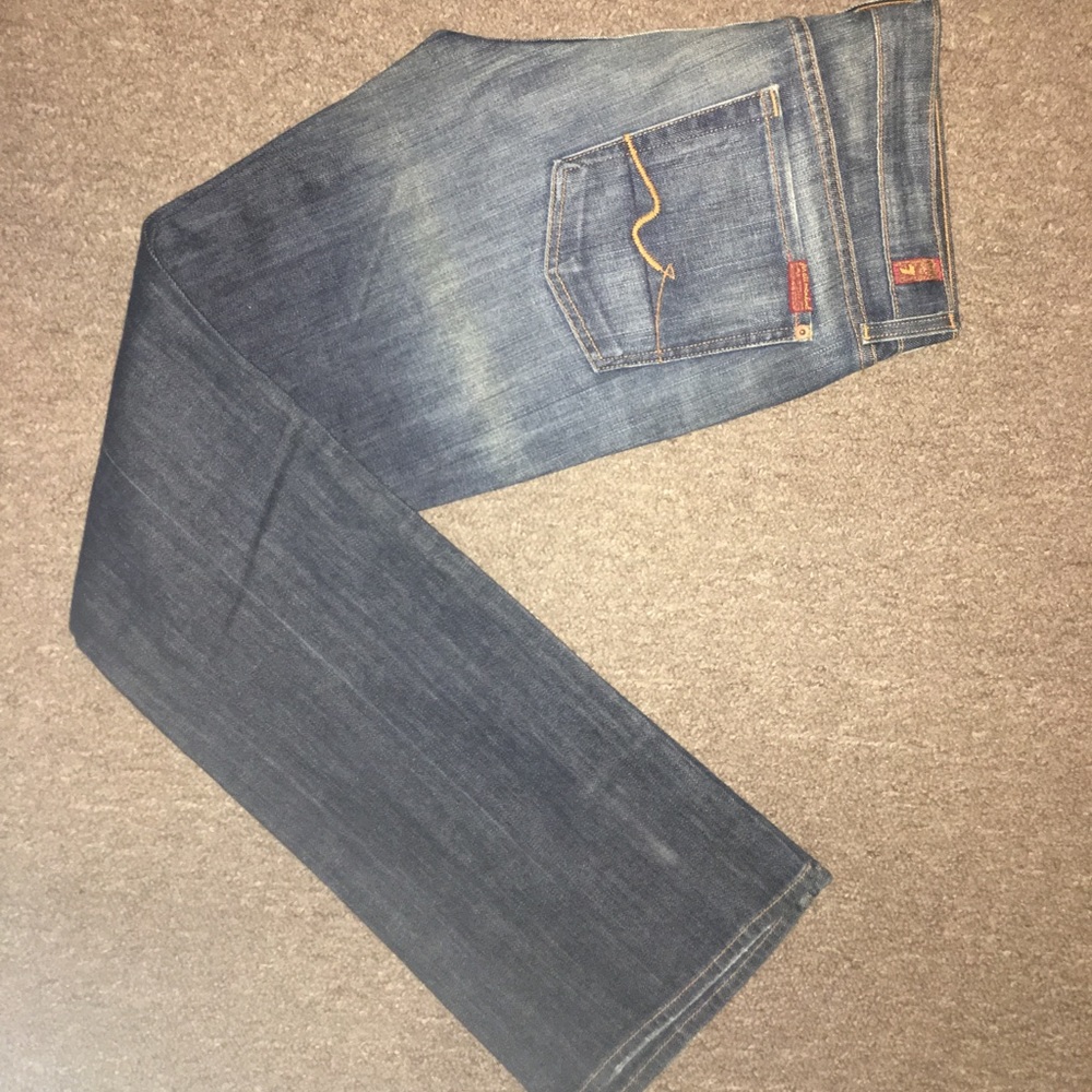 NWOT 7 for all  mankind jeans size 32 never.